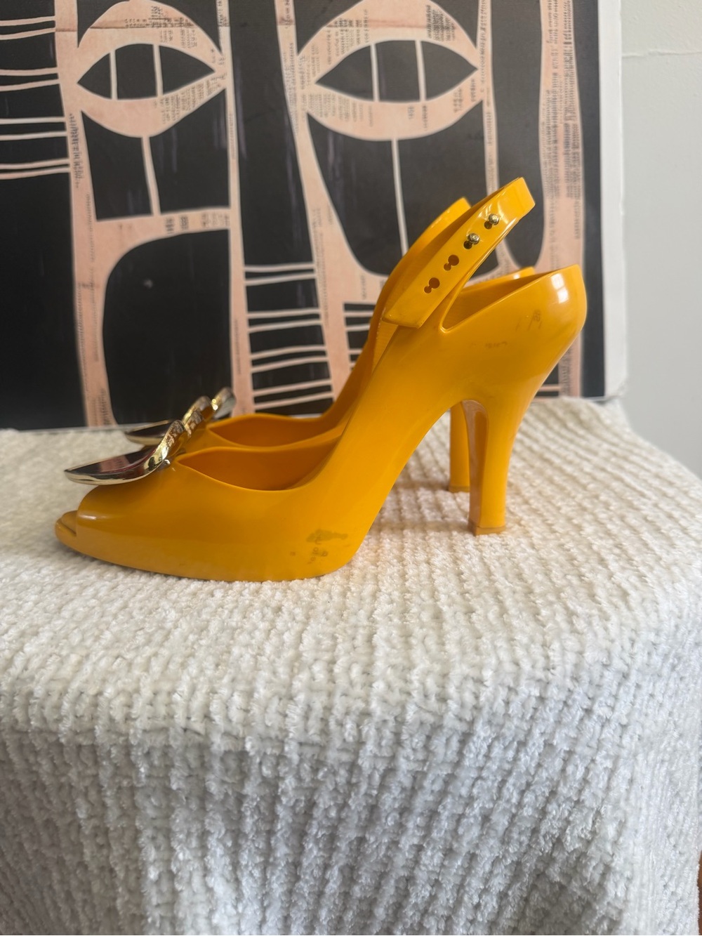 Vivienne Westwood Anglomania Yellow Slingback Heel with Red Heart Accent - Picture 7 of 10